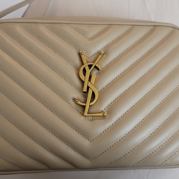 BRAND NEW Lou Camera Crossbody Bag in quilted leather - Picture 14 of 16